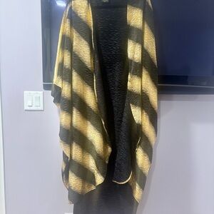 Striped Black and Gold Cape